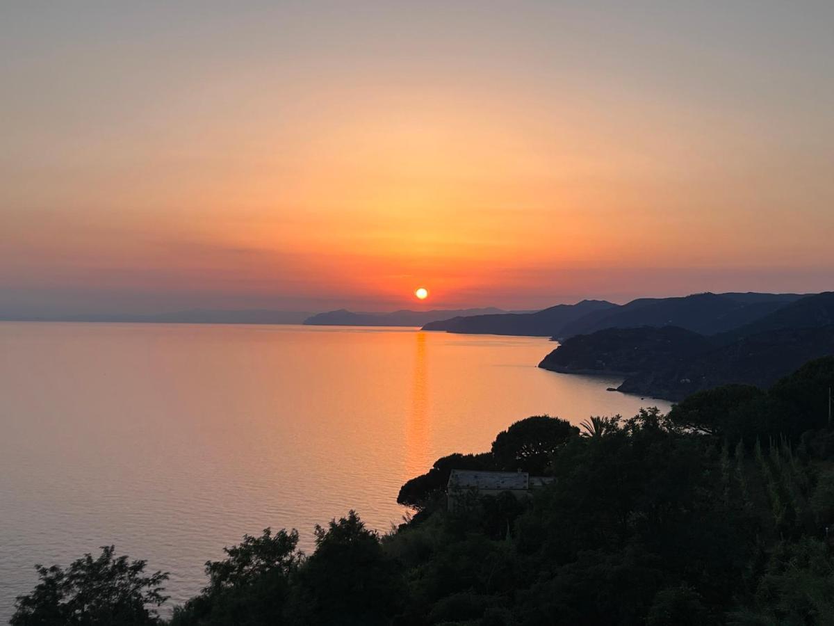 Hotel La Giada Del Mesco レヴァント エクステリア 写真