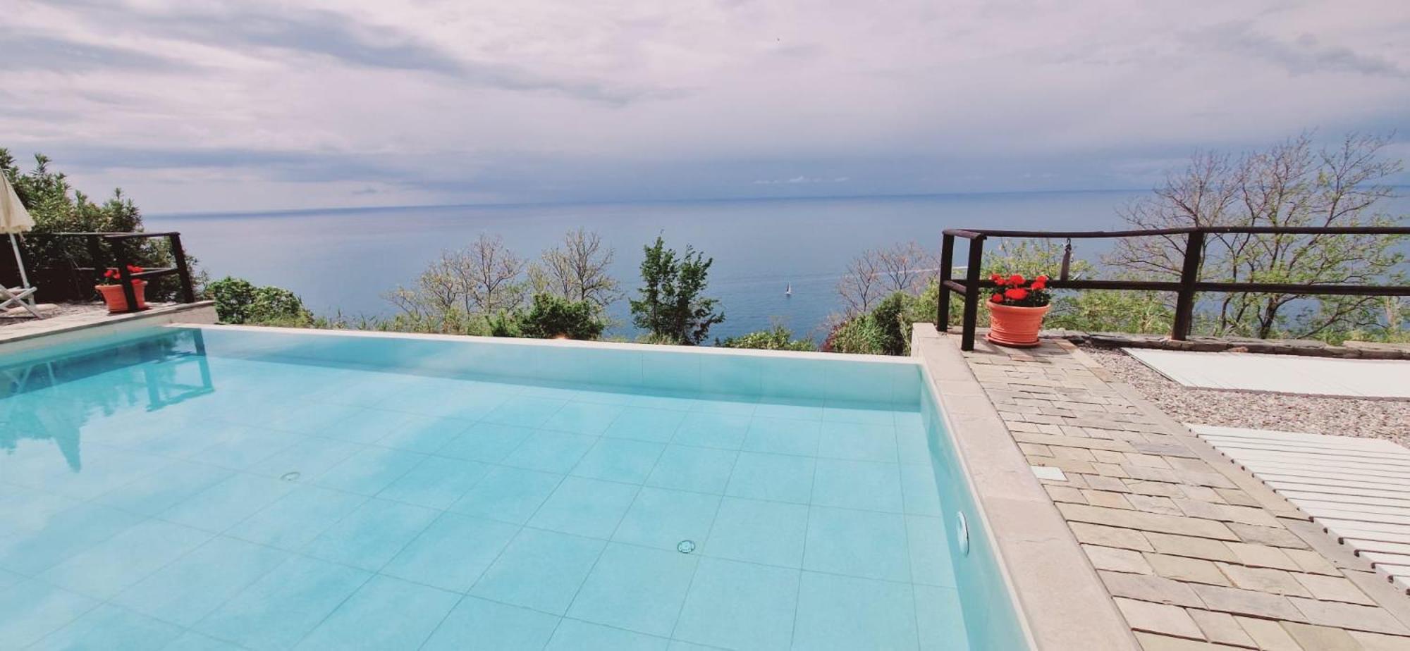 Hotel La Giada Del Mesco レヴァント エクステリア 写真