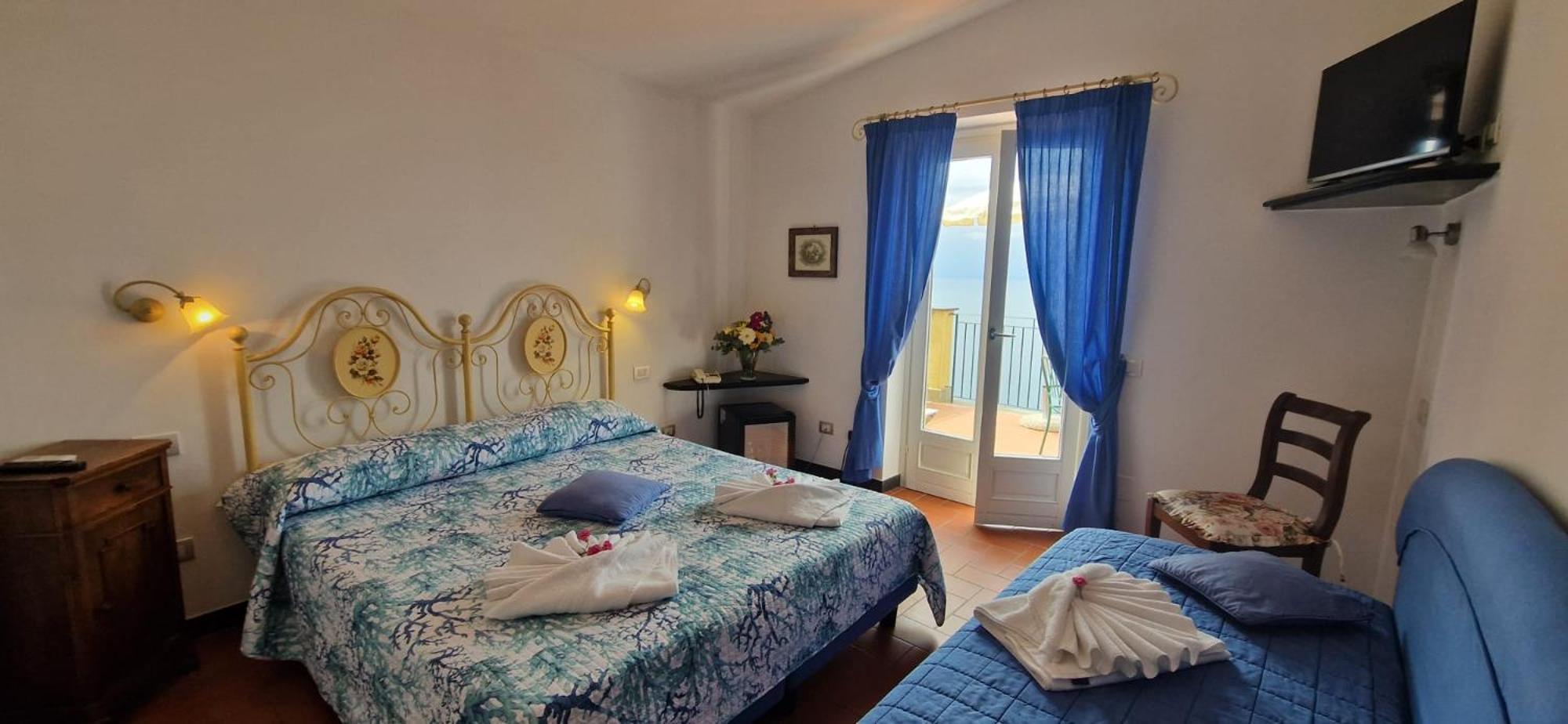 Hotel La Giada Del Mesco レヴァント エクステリア 写真